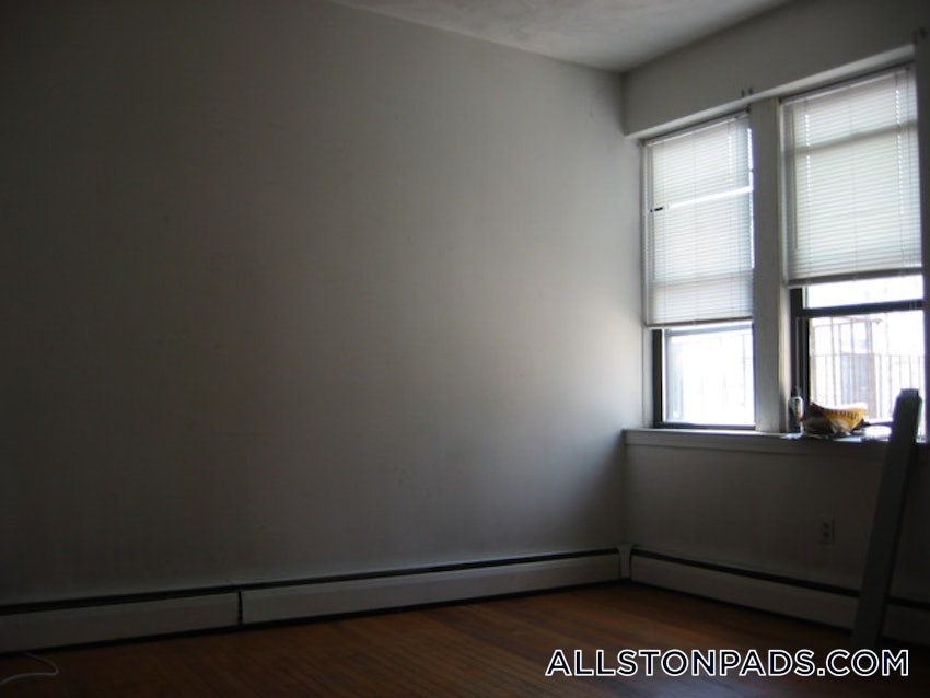 BOSTON - ALLSTON - 1 Bed, 1 Bath - Image 3