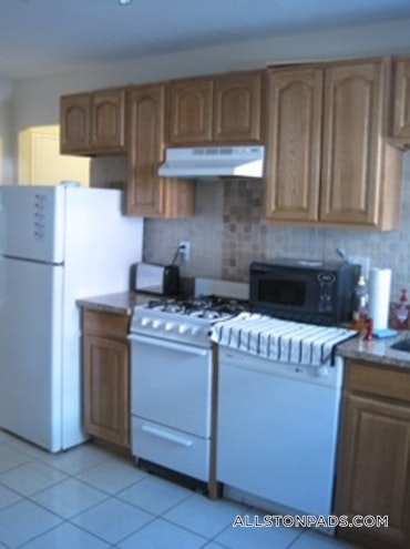 Boston - 1 Beds, 1 Baths