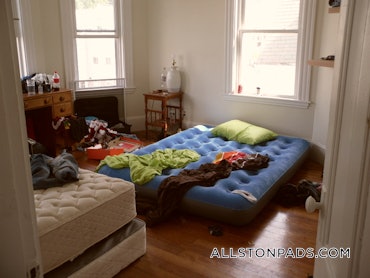 Allston, Boston, MA - 4 Beds, 1 Bath - $3,700 - ID#451178