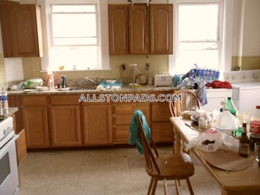 Allston, Boston, MA - 4 Beds, 1 Bath - $3,300 - ID#451178