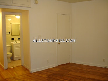 Boston - 0 Beds, 1 Baths