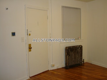 Boston - 0 Beds, 1 Baths