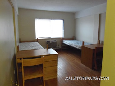 Boston - 0 Beds, 1 Baths