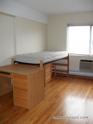 Boston - 0 Beds, 1 Baths