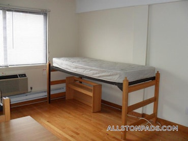 Boston - 0 Beds, 1 Baths