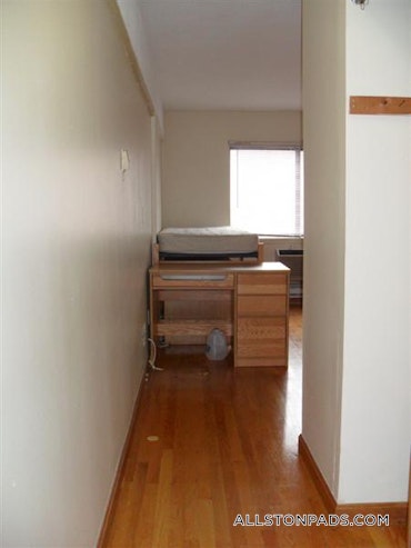 Boston - 0 Beds, 1 Baths