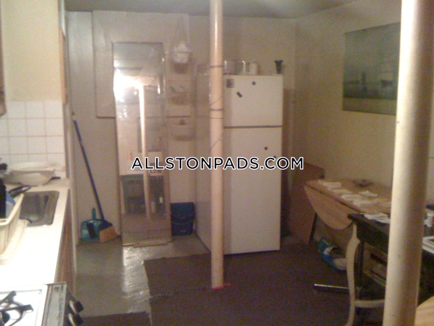 BOSTON - ALLSTON - 1 Bed, 1 Bath - Image 3