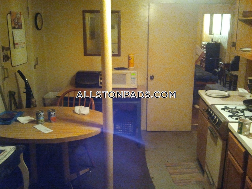 BOSTON - ALLSTON - 1 Bed, 1 Bath - Image 10