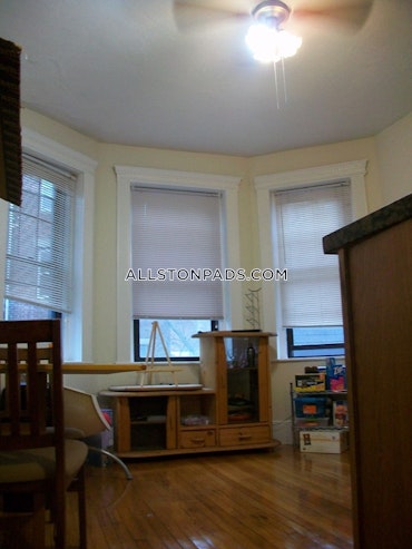 Boston - 2 Beds, 1 Baths