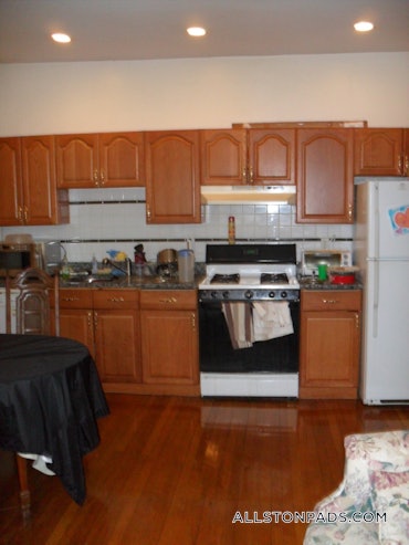 Allston, Boston, MA - 3 Beds, 1 Bath - $3,200 - ID#4025103