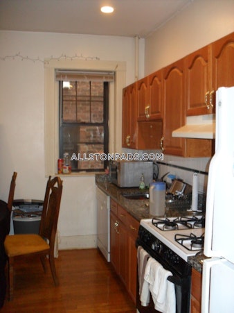 Commonwealth Ave. Boston