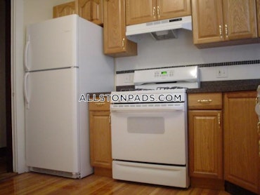 Boston - 4 Beds, 1 Baths