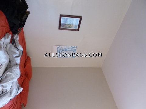 Harvard Ave. Boston photo 39