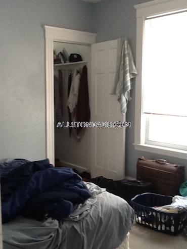 Boston - 3 Beds, 2 Baths