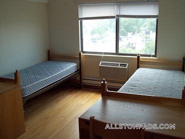 Boston - 0 Beds, 1 Baths