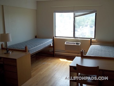 Boston - 0 Beds, 1 Baths