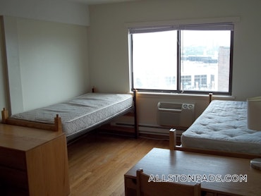 Boston - 0 Beds, 1 Baths