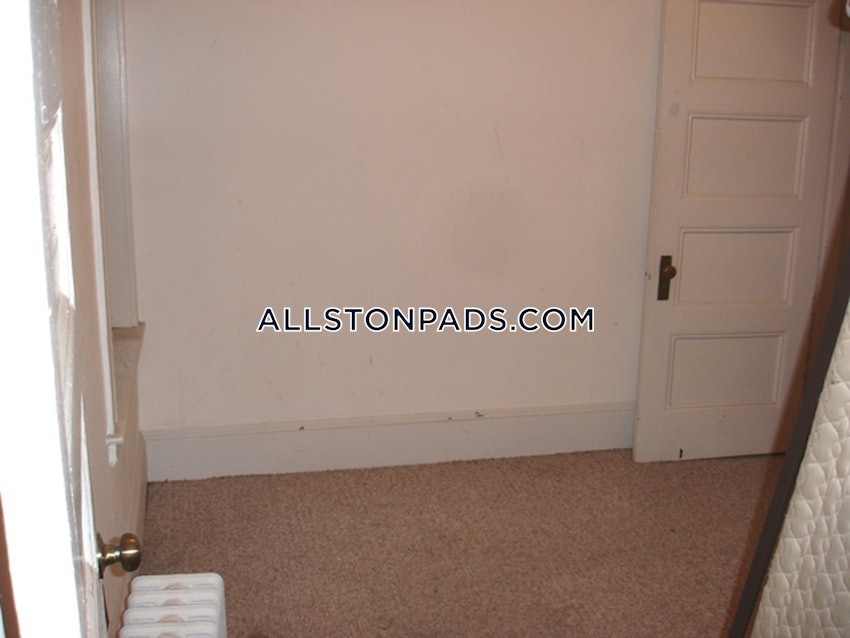 BOSTON - ALLSTON - 5 Beds, 2 Baths - Image 23