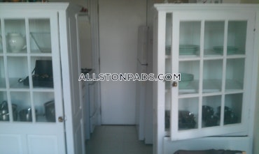 Boston - 0 Beds, 1 Baths