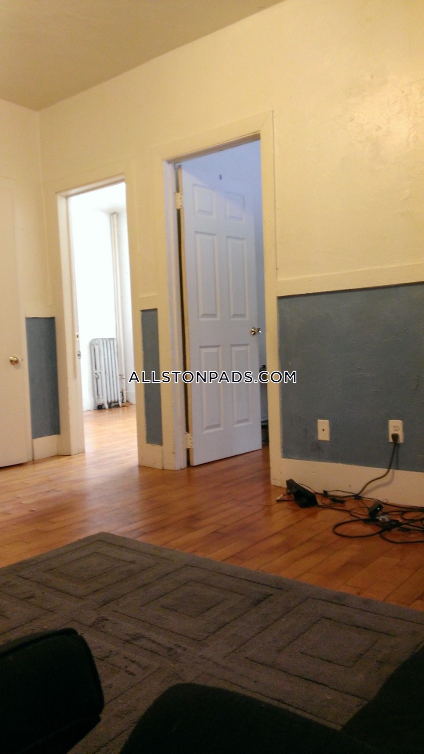 BOSTON - ALLSTON - 3 Beds, 1 Bath - Image 8