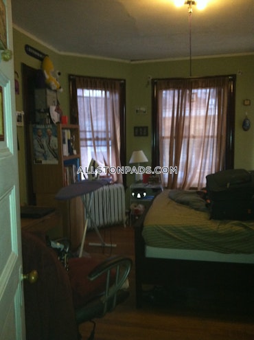 Boston - 3 Beds, 1 Baths