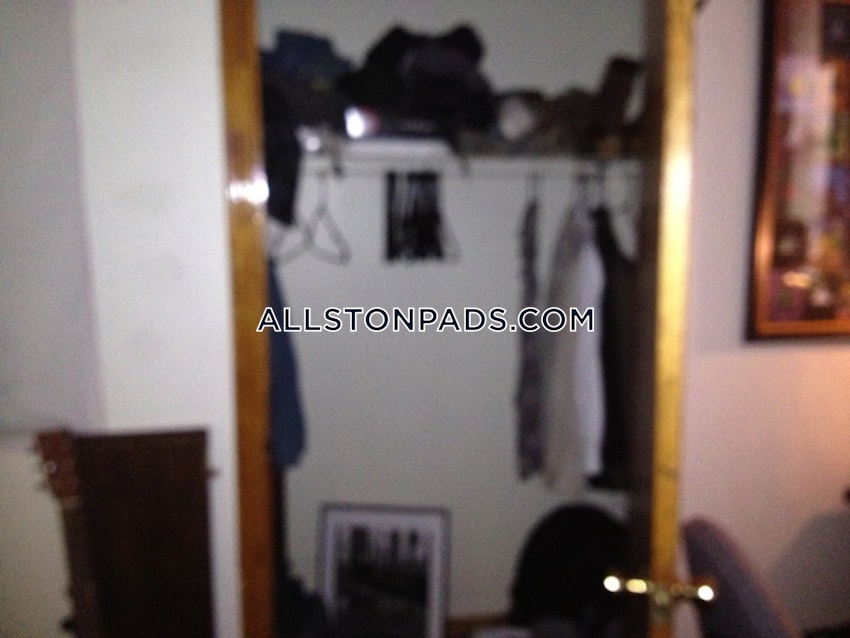 BOSTON - ALLSTON - 6 Beds, 2 Baths - Image 8