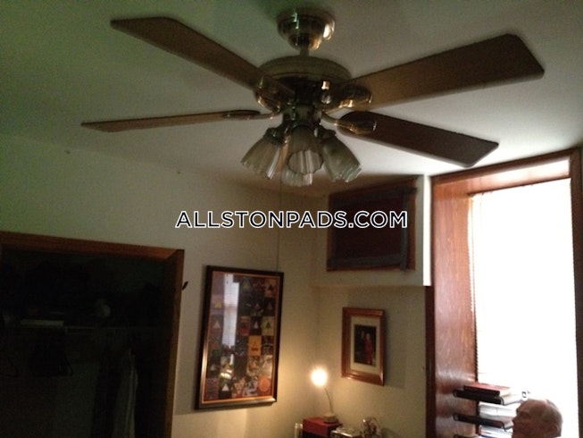 Boston - $4,100+ /mo