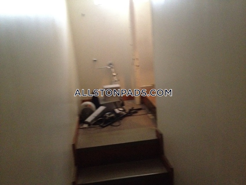 Boston - $4,100+ /month