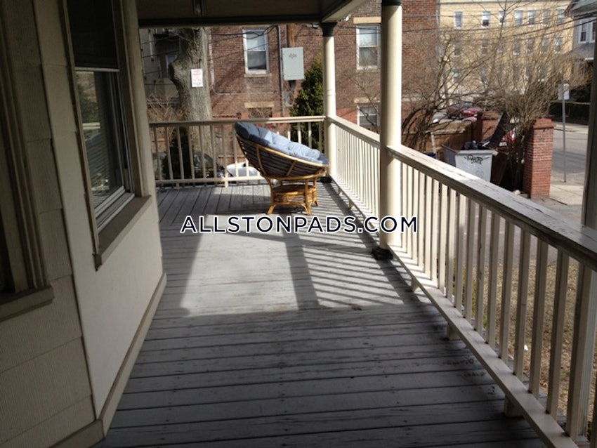 BOSTON - ALLSTON - 6 Beds, 2 Baths - Image 3