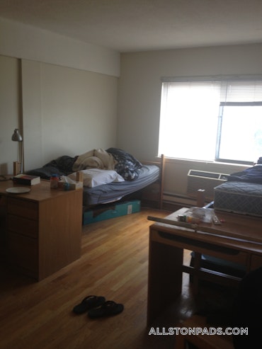 Boston - 0 Beds, 1 Baths