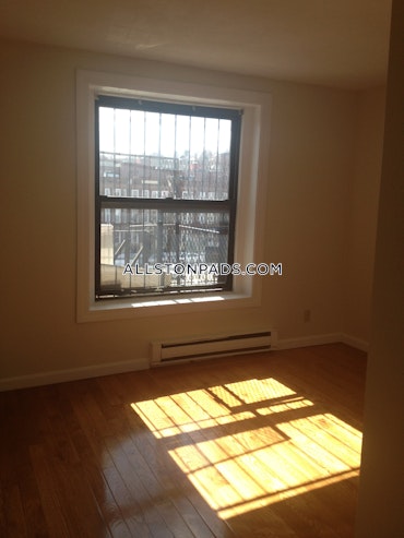 Boston - 2 Beds, 1 Baths