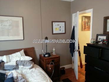 Boston - 6 Beds, 2 Baths