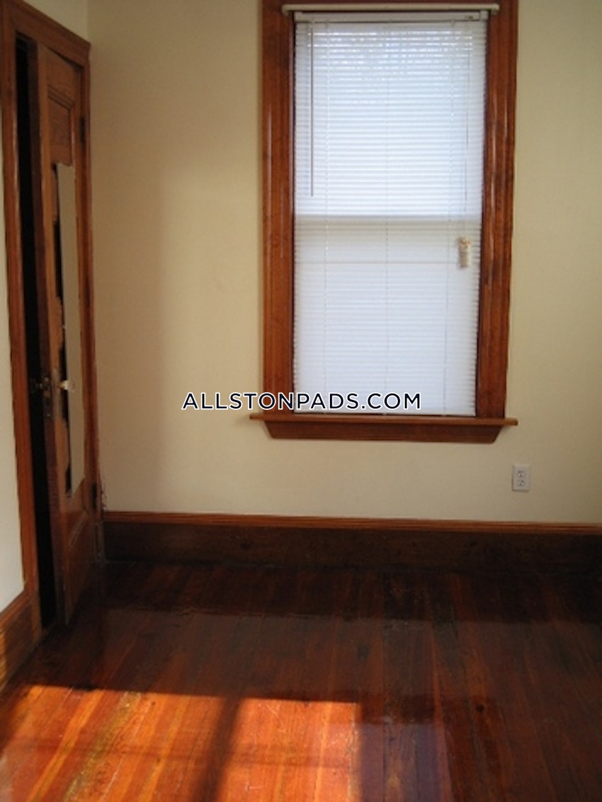 BOSTON - ALLSTON - 1 Bed, 1 Bath - Image 27