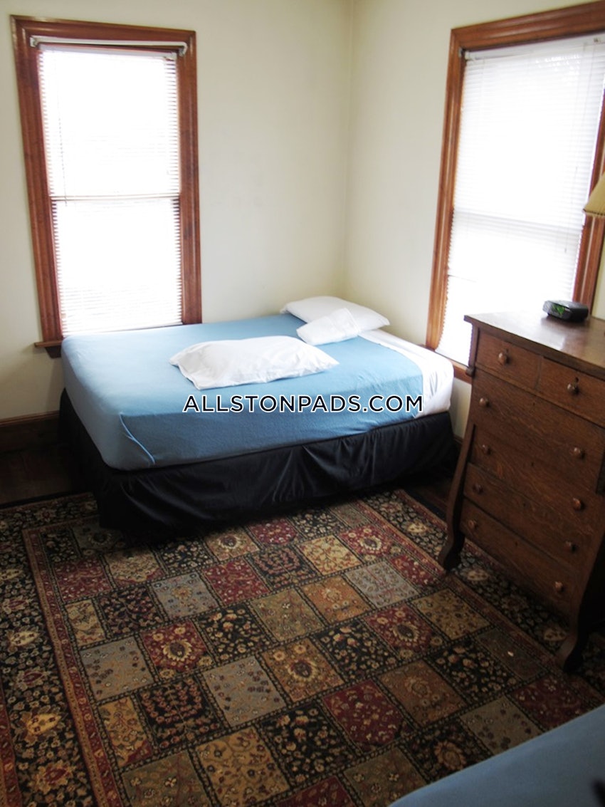 BOSTON - ALLSTON - 1 Bed, 1 Bath - Image 18