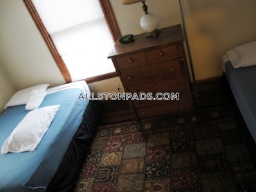 Boston - 1 Beds, 1 Baths