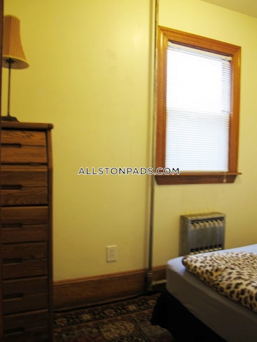 Boston - 1 Beds, 1 Baths