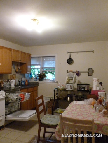 Boston - 1 Beds, 1 Baths