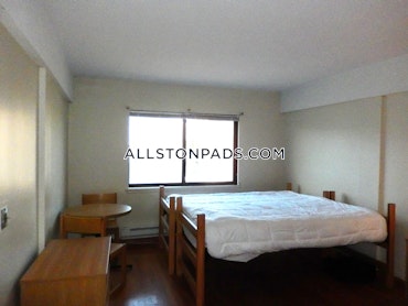 Boston - 0 Beds, 1 Baths