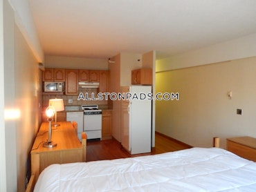 Boston - 0 Beds, 1 Baths