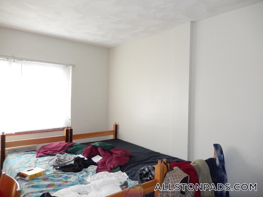 BOSTON - ALLSTON - 3 Beds, 2 Baths - Image 1