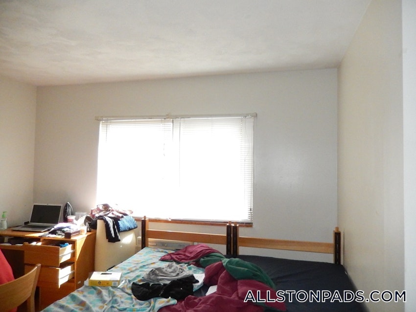 BOSTON - ALLSTON - 3 Beds, 2 Baths - Image 6