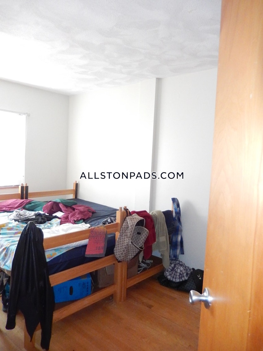 BOSTON - ALLSTON - 3 Beds, 2 Baths - Image 9