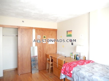 Boston - 3 Beds, 2 Baths