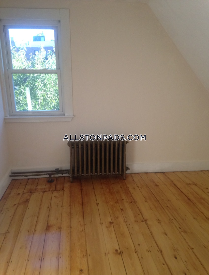 BOSTON - ALLSTON - 5 Beds, 2 Baths - Image 1