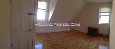 Boston - 5 Beds, 2 Baths