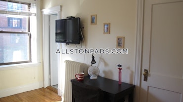 Boston - 0 Beds, 1 Baths