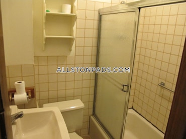 Boston - 2 Beds, 1 Baths