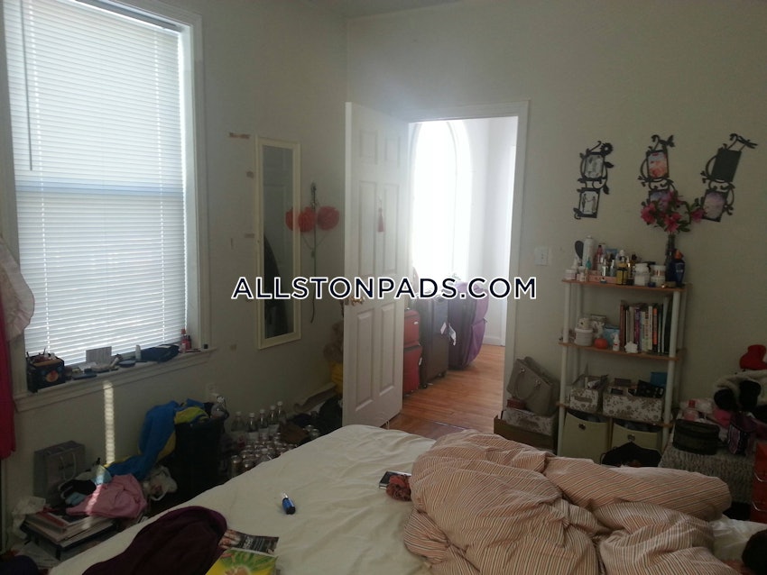 BOSTON - ALLSTON - 4 Beds, 2 Baths - Image 1