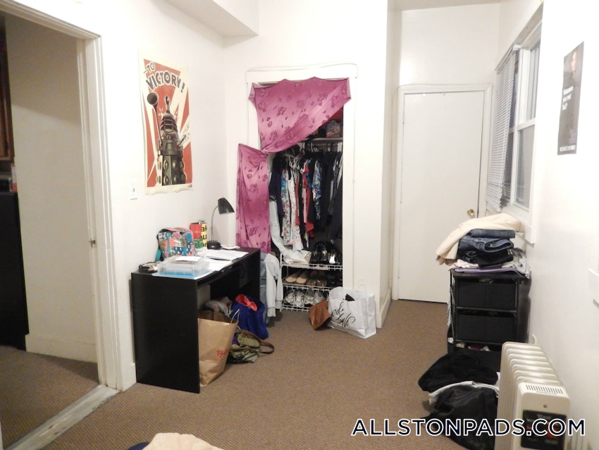 BOSTON - ALLSTON - 4 Beds, 2 Baths - Image 11