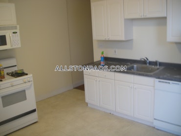 Boston - 3 Beds, 2 Baths